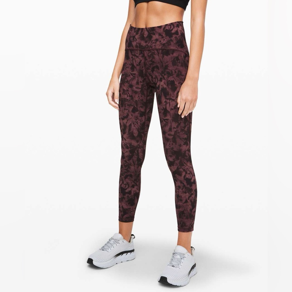 Lululemon Train Times Pant 25" in Mini Dusk Floral Antique Bark Black / Black